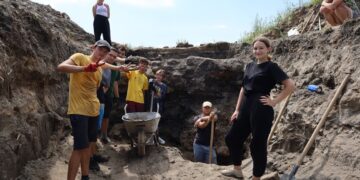 У Дубенському замку тривають розкопки. Науковці досліджують бастіонне укріплення — оборонну систему пам’ятки