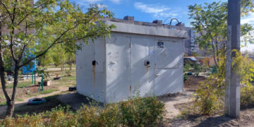 У Комунарському районі Запоріжжя прибрали незаконний МАФ – власник встановив споруду без дозволу | Новости Запорожья
