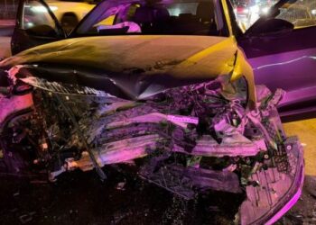 У Львові зіткнулися два авто: травмовані водій і пасажирка