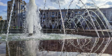 У Запоріжжі розпочали підготовку міських фонтанів до зими | Новости Запорожья