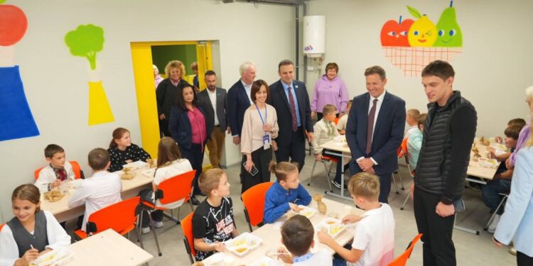 У Запоріжжі відкрили нову підземну школу – 1000 дітей повернуться до офлайн-навчання, фото | Новости Запорожья