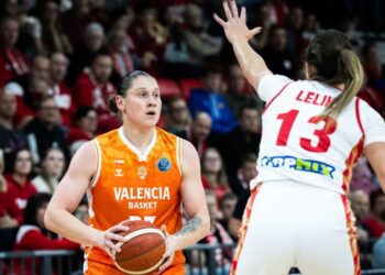 Українки за кордоном: Юркевічус оформила дабл-дабл, Ягупова допомогла Валенсії виграти у Євролізі – Федерація баскетболу України