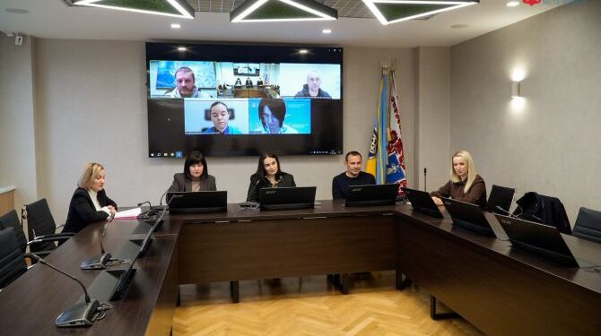 Відбулася онлайн-зустріч представників Черкас і Херсона в межах проєкту «Пліч-о-пліч» — Новости Черкасс