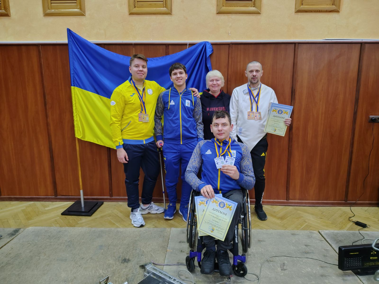 фехтувальники