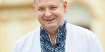 Бесіда з Русланом Марцінківим «не про політику» — про книги, театр, футбол, друзів, «Пласт» і «світовий уряд»