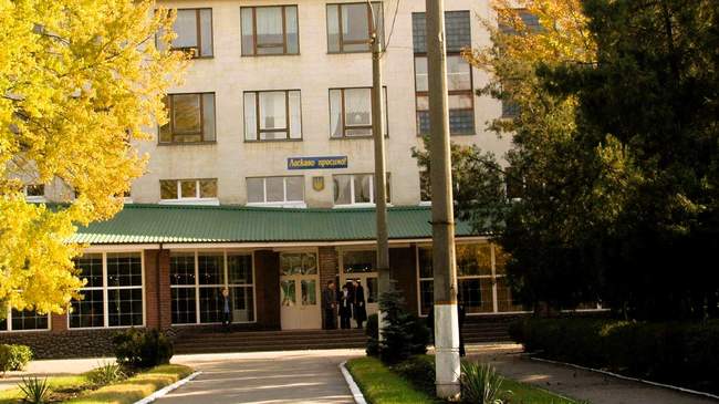 Деканка допомогла вивезти майно Херсонського університету :: Інтент :: Суспільно-політичне видання:: Регіональна мережа якісної журналістики