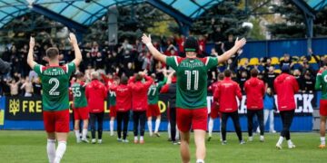 Друга ліга. Локомотив продовжує переможну ходу, результативна нічия у Тростянці