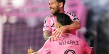 Дубль Месси помог «Интер Майами» стартовать с победы в плей-офф MLS