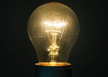 Графік погодинних відключень електроенергії на Черкащині на 15 листопада