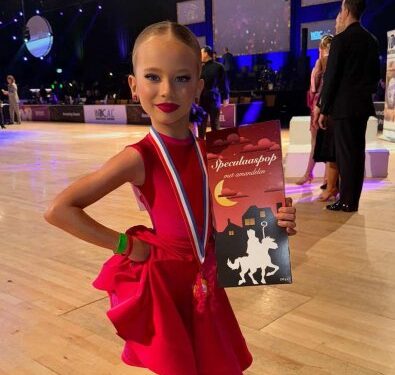 Юна спортсменка з Миколаєва Єлизавета Сеник – чемпіонка світу з бальних танців » Миколаївський Оглядач