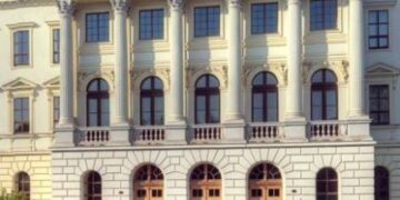 Кабмін призначив стипендію 27 науковцям Львівської політехніки