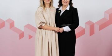 Мама-вихователька з Черкас стала лауреатом першої Національної відзнаки для лідерів та лідерок, які турбуються про дітей — Новости Черкасс