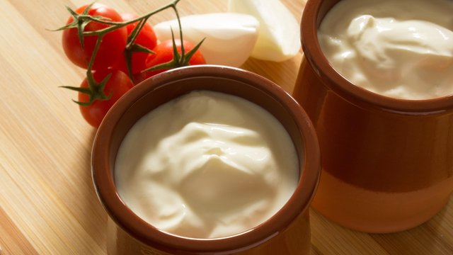 Молокопереробні підприємства надають найбільші знижки на сметану і вершки – аналітики – Экономика