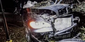 На Львівщині перекинувся BMW: травмовані чотири людини