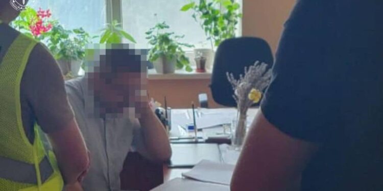 На Шепетівщині судитимуть посадовця за розтрату майже 600 тис грн —Хмельнитчина