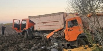 На Уманщині зіткнулися два “КамАЗи”: один водій загинув