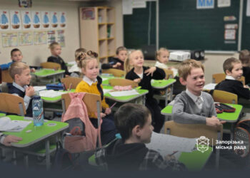 На Запоріжжі Лівому відновили навчання офлайн — у гімназії облаштували укриття | Новости Запорожья