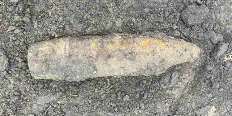 Неподалік Пліщина виявили артилерійський снаряд калібром 152 мм —Хмельнитчина