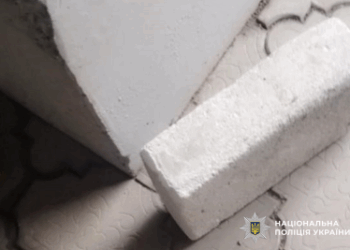 Пошкодив монітор в укритті: у Миколаєві поліцейські встановили особу та склали адмінматеріал на батьків підлітка » Миколаївський Оглядач