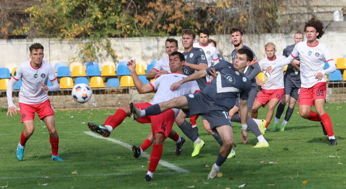 Розгром з автоголом і нереалізованим пенальті. Реал Фарма – Нива Вінниця 0:5. Відеоогляд матчу