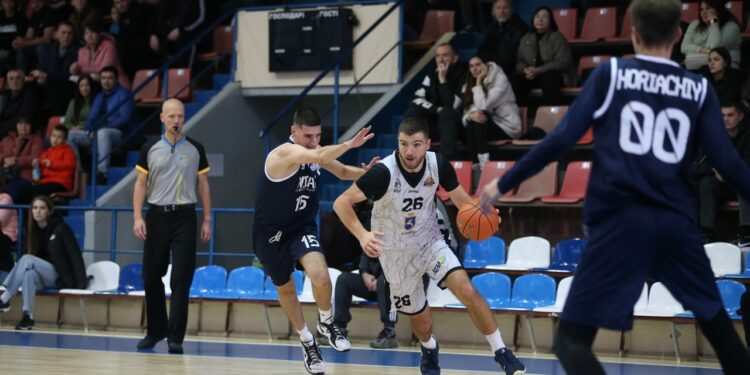 Самбір вдруге переграв Ніко-Баскет-2 у Вищій лізі: фотогалерея – Федерація баскетболу України