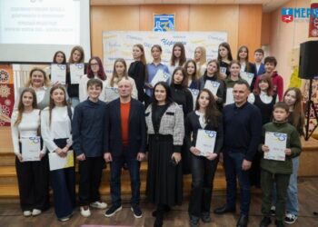 У Черкасах стартував другий потік стажування учнівської молоді в органах місцевого самоврядування — Новости Черкасс