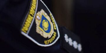 У Городищі жінка пограбувала на зупинці чоловіка  — Новости Черкасс