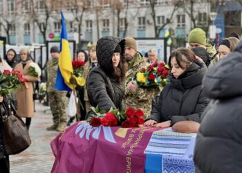 У Рівному провели в останню земну дорогу Захисника України – Євгена Грабового, який загинув 19 листопада 2024 року