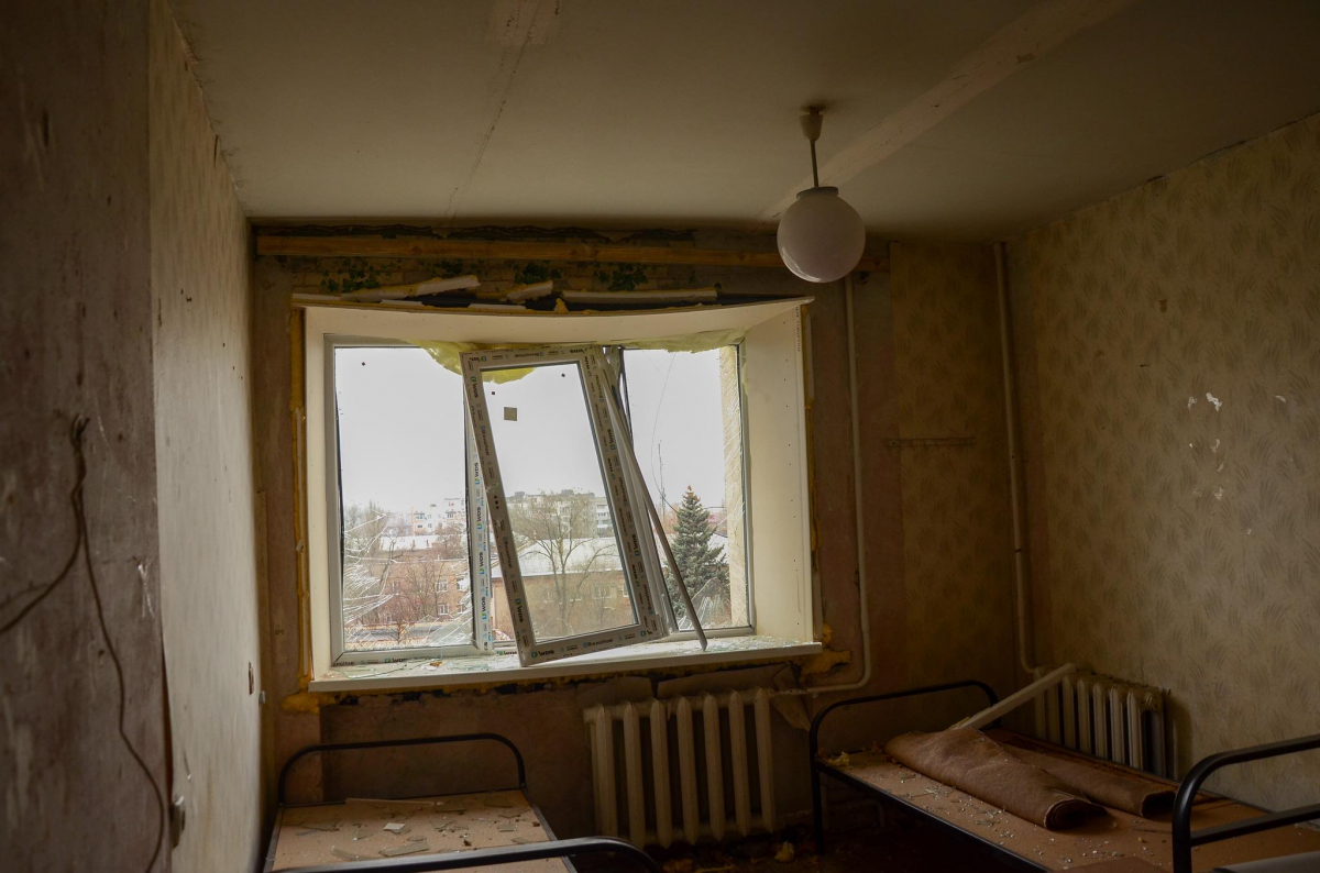 Російський дрон вдарив по гуртожитку — у Запоріжжі внаслідок атаки  постраждали університетські будівлі (фото, відео)