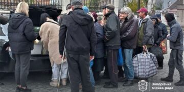 У Запоріжжі працюють притулок та пункти харчування для безхатченків | Новости Запорожья