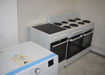 У Здолбунові замість архіву облаштовують житло для переселенців (ФОТО)