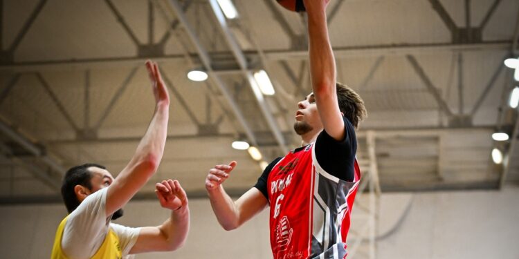 Волинське дербі у Перші лізі: фотогалерея – Федерація баскетболу України