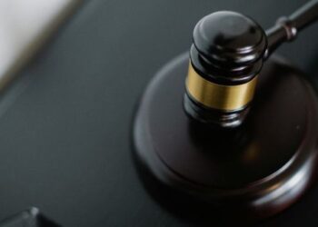 16 тисяч доларів за звільнення з війська: на Львівщині судили підприємця – стало відомо, яке покарання обрав для нього суд