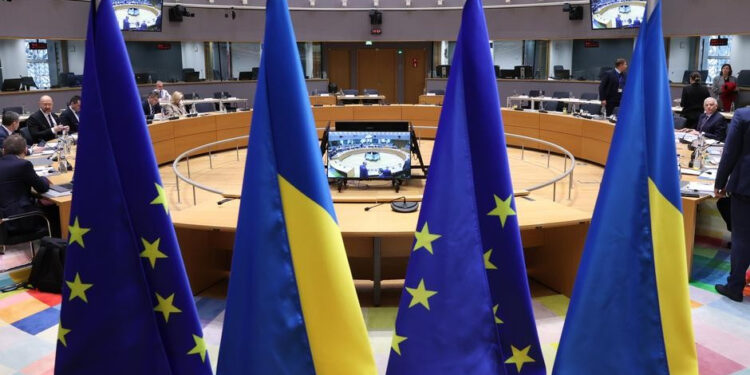 90 мільярдів доларів від Євросоюзу для України. А що Трамп і пУтін?