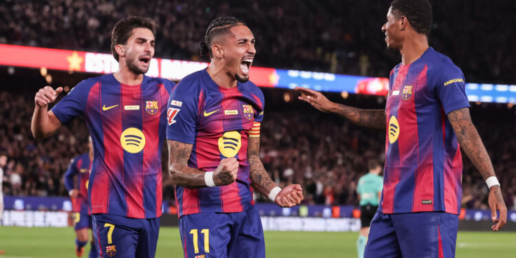 «Барселона» обыграла «Осасуну» в матче 16 тура Ла Лиги и оторвалась от «Реала»