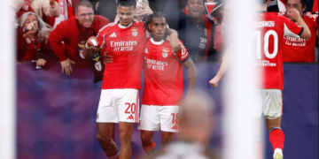 «Бенфика» одержала уверенную победу над «Наполи» в матче Лиги чемпионов