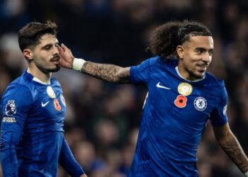 «Челси» сенсационно проиграл «Лидсу» в АПЛ, но продолжает удерживаться в топ-5