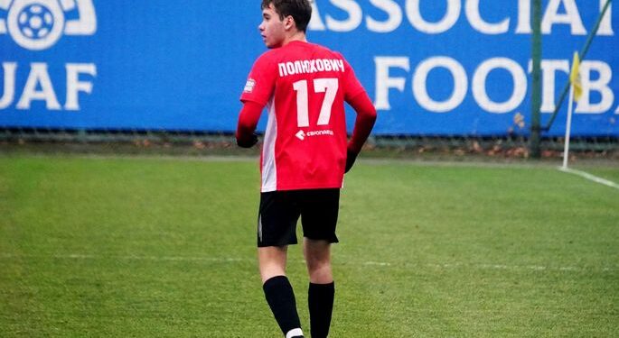 Друга ліга. Гірник-Спорт піднімається із останнього місця