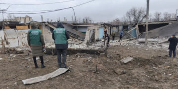 Екоінспекція показала наслідки удару КАБами в Космічному районі Запоріжжя – зафіксовано руйнування, засмічення | Новости Запорожья