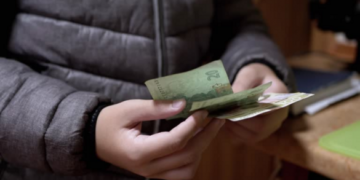 Громада на Черкащині не виплатила допомогу сироті