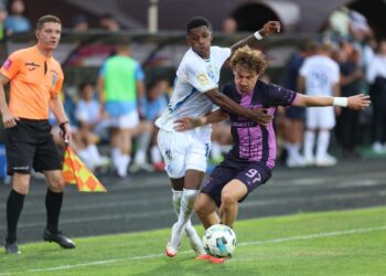 Хавбек киевского «Динамо» Анхель Торрес выехал из Украины и не выступит за команду до конца 2025 года