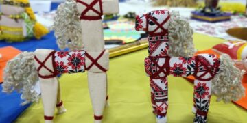 Юні митці презентували свої роботи на конкурсі «Український сувенір» — Новини Черкащіни