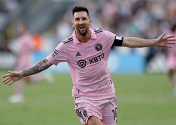 Лео Месси вошел в историю как футболист, которого дважды признали самым ценным игроком сезона в США