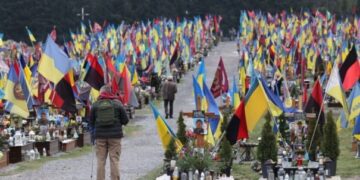 На цвинтарі у Львові закінчуються місця для поховання військових