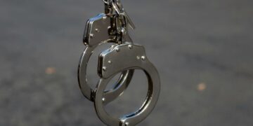 На Львівщині чоловік забив співмешканку до смерті, і намагався накласти на себе руки – в поліції розповіли деталі трагедії