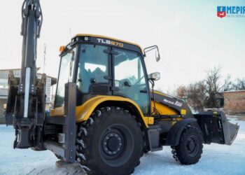 На передову від Черкас передали екскаватор — Новости Черкасс