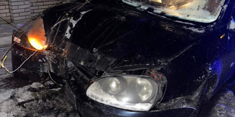 На Прикарпатті п’яний водій пошкодив електроопору (ФОТОФАКТ)