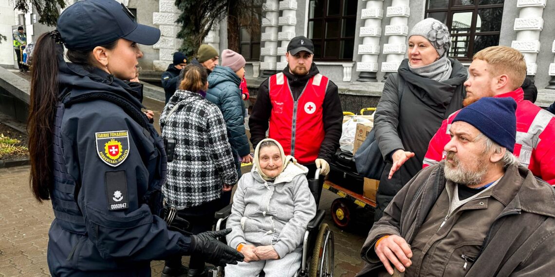 На Рівненщину прибув 38 евакуаційний потяг з Донеччини (ФОТО)