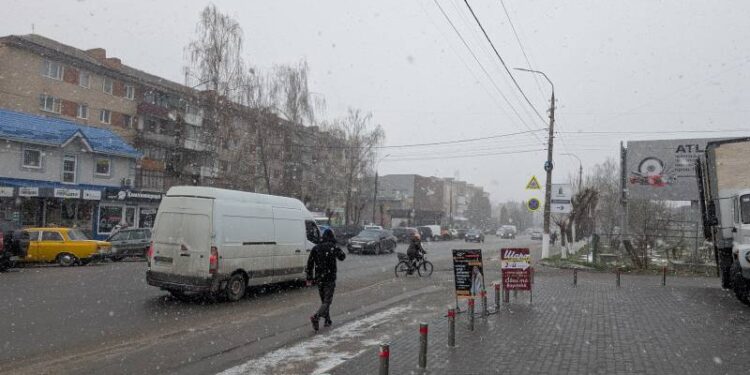 На Шепетівщині завірюха лишила без світла більше десятка сіл: що прогнозують на завтра —Хмельнитчина