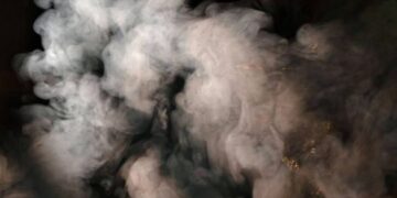 На Уманщині через неправильну експлуатацію печі мало не загинув чоловік: потерпілого госпіталізували